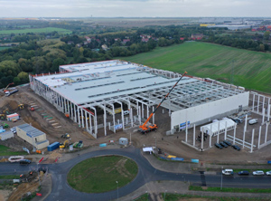 In Leipzig errichtet der Automobilzulieferer derzeit ein 28.000 m² großes Gebäude (Foto: Dräxlmaier)