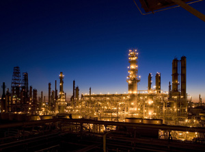 Millionenschwere Abschreibungen für die Raffinerie in Houston belasteten den Quartalsgewinn (Foto: LyondellBasell)