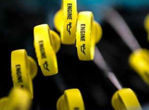 Spritzgegossene Ölmessstäbe gehören zu den Produkten der Tochtergesellschaft Autotube (Foto: Akwel)