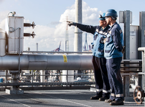 H&R-Techniker am Standort Hamburg (Foto: H&R)