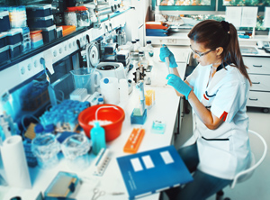 Auch ein Labor wird zu den neuen Einrichtungen in Mailand gehören (Foto: Momentive)