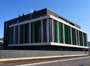 Die neue Firmenzentrale in Seriate / Italien (Foto: Serioplast)