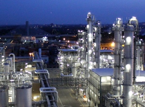 Im Industriepark Frankfurt-Höchst produziert der Konzern VAM und POM (Foto: Celanese)