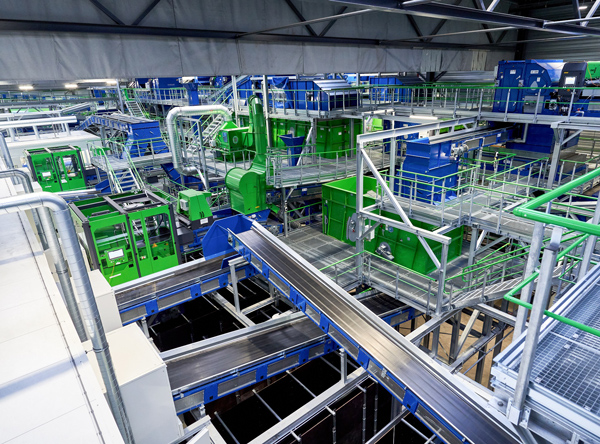 In der neuen LVP-Sortieranlage im belgischen Evergem werden jährlich etwa 80.000 t Kunststoffabfälle sortiert (Foto: PreZero)