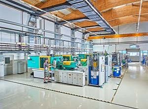 2018 wurde eine neue Halle für den Ausbau der Spritzproduktion errichtet (Foto: Rico)