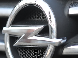 Die Eingliederung von Opel in PSA brachte zusätzliches Geschäft für Akwel (Foto: KI)