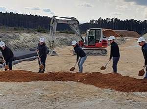 Spatenstich in Georgensmünd (Foto: toolcraft)