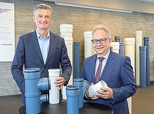 Geschäftsführer Wolfgang Lux (re.) und Finanzchef Konstantin Urbanides (Foto: Poloplast)
