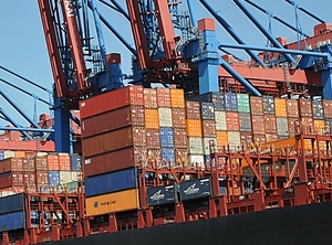 Mehr Schein als Sein: Container sind Mangelware (Foto: KI)