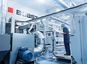 Folienproduktion und Bedruckung (Foto: Ultimate Packaging)