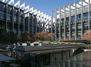 Fast schon Calatrava: das Forschungszentrum von Repsol (Foto: Repsol)