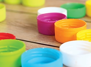 Schön bunt: Compounds sind vielseitig einsetzbar (Foto: Akro-Plastic)