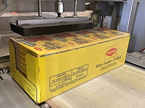 Schrumpffolien für mehr Transportsicherheit (Bild: Maggi / Nestlé).