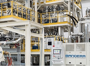 Anlage für die PET-Extrusion (Foto: AMB)
