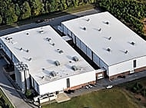 Soll erweitert werden: die Produktionsstätte in Claremont, North Carolina / USA (Foto: Pöppelmann)