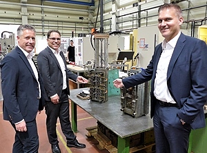 Raus aus der Insolvenz: Andreas Lindemann, Thomas Ehrlich und Christian Müller (von der SIB Dresden; v.l.n.r.; Foto: meeco Communication Services)