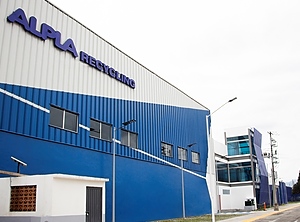 Verdoppelung der Produktionskapazität binnen Jahresfrist geplant: Das neue Werk in Toluca / Mexiko (Foto: Alpla)