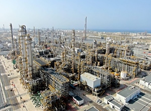 LPIC-Anlagen nahe des Hafens von Sohar (Foto: Orpic)