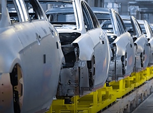 Einsatzfeld Automobilindustrie: Mineralien kommen unter anderem bei der Herstellung von Kunststoff-Stoßfängern zum Einsatz (Foto: Imerys)