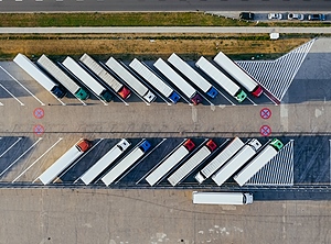Stillstand: Wenn der Lastwagen steht, entspannt sich die Lieferkette nie (Foto: Pexels/Marcin Jozwiak)