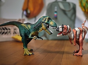 Kein Grund zu streiten: Beim Spielzeughersteller Schleich brummt das Geschäft (Foto: Schleich)