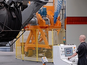 Drehmoment: Fertigung beim Rotationsform-Spezialisten (Foto: Köver)