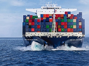 Volle Kraft voraus: Die französische Reederei will keine Container mit Kunststoffabfällen mehr transportieren (Foto: CMA CGM)