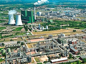 Anlagen am ostdeutschen Standort Schkopau (Foto: Dow)