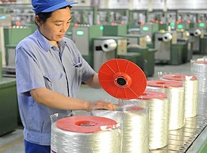 Verpackung von Glasfaserspulen im Werk in Jiujiang (Foto: Jushi)