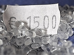 Up’n away: Röhm erhöht die Preise für acrylbasierte Formmassen (Foto: KI)