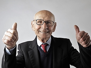 Jetzt Optimismus zeigen: Doch was bringt die Zukunft? (Foto: Pexels, Andrea Piacquadio)