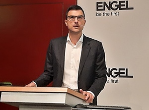 Engel-CEO Dr. Stefan Engleder (Foto: KI)