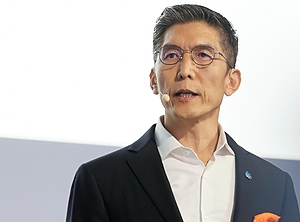 Noch ein Amt: Xiaojun Cui, derzeit CEO bei KM China, wird auch noch Bereichsleiter Business (Foto: Messe Düsseldorf, Constanze Tillmann)