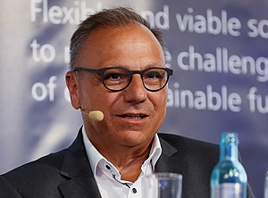 Keine Fusion mit Greiner Extrusion: BC-CEO Gerold Schley (Foto: Messe Düsseldorf, Constanze Tillmann)