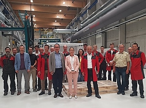 Neue Produktionslinie in Piesendorf: Die offizielle Inbetriebnahme erfolgte am 20. Juni (Foto: Senoplast)