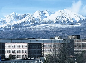 Am Fuß der Hohen Tatra: Der Hauptsitz des slowakischen Unternehmens in Svit (Foto: Terichem Tervakoski)