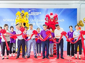 Schön bunt: Feierlichkeiten zur Werkseröffnung in Guangzhou (Foto: Norma Group)