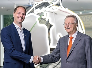 Stabsübergabe vorbereitet: Im Oktober übernimmt Matthias Lapp den Vorstandsvorsitz von seinem Onkel Andreas Lapp (Foto. Lapp)