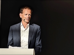 Will das Abwandern von Investitionen verhindern: Plastics-Europe-Chef Marco ten Bruggencate (Foto: KI)