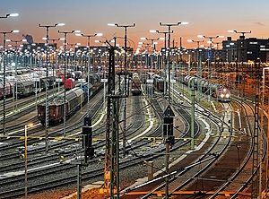 Cargo auf der Schiene kann so schön sein – aber auch ganz schön teuer... (Foto: Deutsche Bahn, Volker Emersleben)