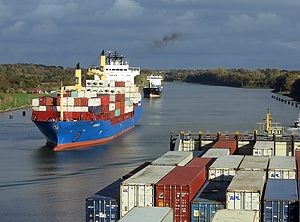 Das ausgelaufene Öl ist wieder eingefangen, Schiffsverkehr auf dem Nord-Ostsee-Kanal seit wenigen Tagen wieder möglich (Foto: WSA NOK)