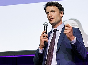 Seit 2021 an der Konzernspitze: CEO Philipp Lehner (Foto: Alpla)