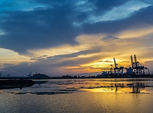 Schön und geostrategisch ein Juwel: der Hafen von Dschibuti (Foto: PantherMedia, Dereje Belachew)