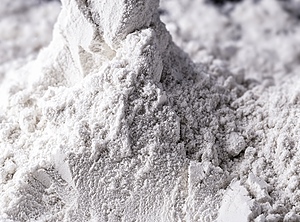 Kommt in der Kunststoffindustrie als Weißpigment zum Einsatz: Titandioxid (Foto: PantherMedia/robertohunger)