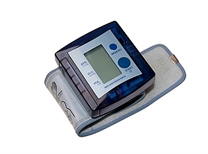 Gehäuse von Blutdruckmessgeräten: Anwendungsbeispiel für die neue ASA-Type von Ineos Styrolution (Foto: PantherMedia/lena_vl)