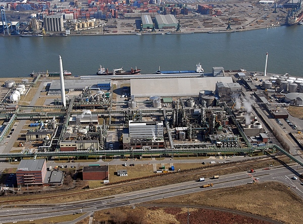 Derzeit läuft die Caprolactam-Produktion in Antwerpen-Lillo nicht rund (Foto: Lanxess)
