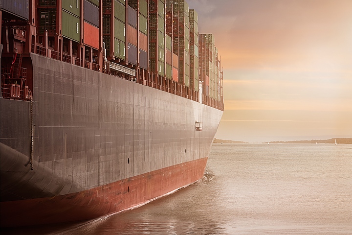Es ist noch Platz an Bord: Deutsche Export schrumpfen (Foto: Pexels, Pixabay)