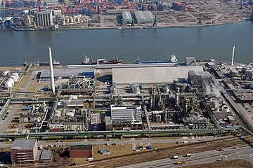 Läuft wieder rund: Die Caprolactam-Erzeugung in Antwerpen-Lillo (Foto: Lanxess)