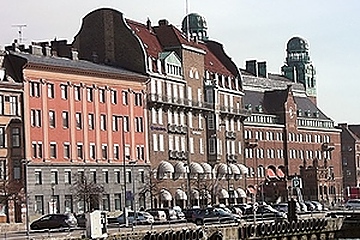 Stilvoll in der Nähe des Hafens von Malmö: Die Konzernzentrale des schwedischen Elastomer-Spezialisten (Foto: Hexpol)