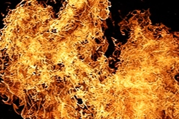 Lodernd: In der Polymerbranche brennt es immer wieder mal (Foto: fir0002 | flagstaffotos.com.au)